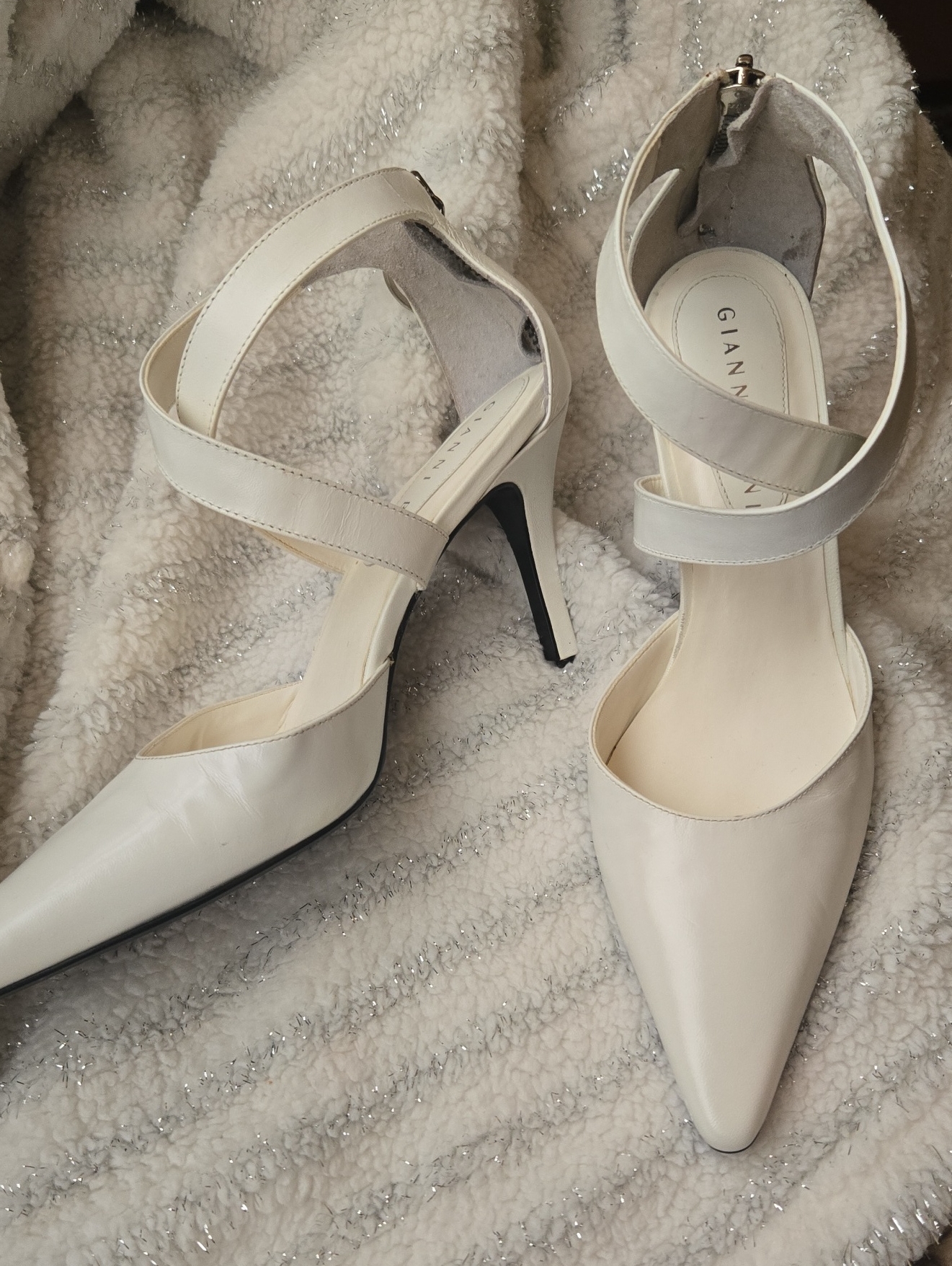White Leather Pointed-Toe Ankle-Strap Pumps In Gianni Bini